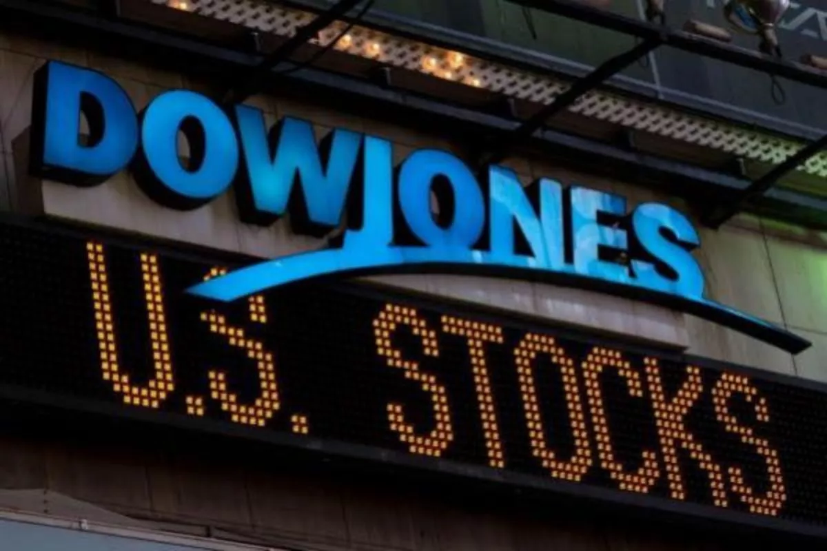 Dow Jones Cetak Rekor Baru Saat Saham Teknologi Wall Street Tertekan