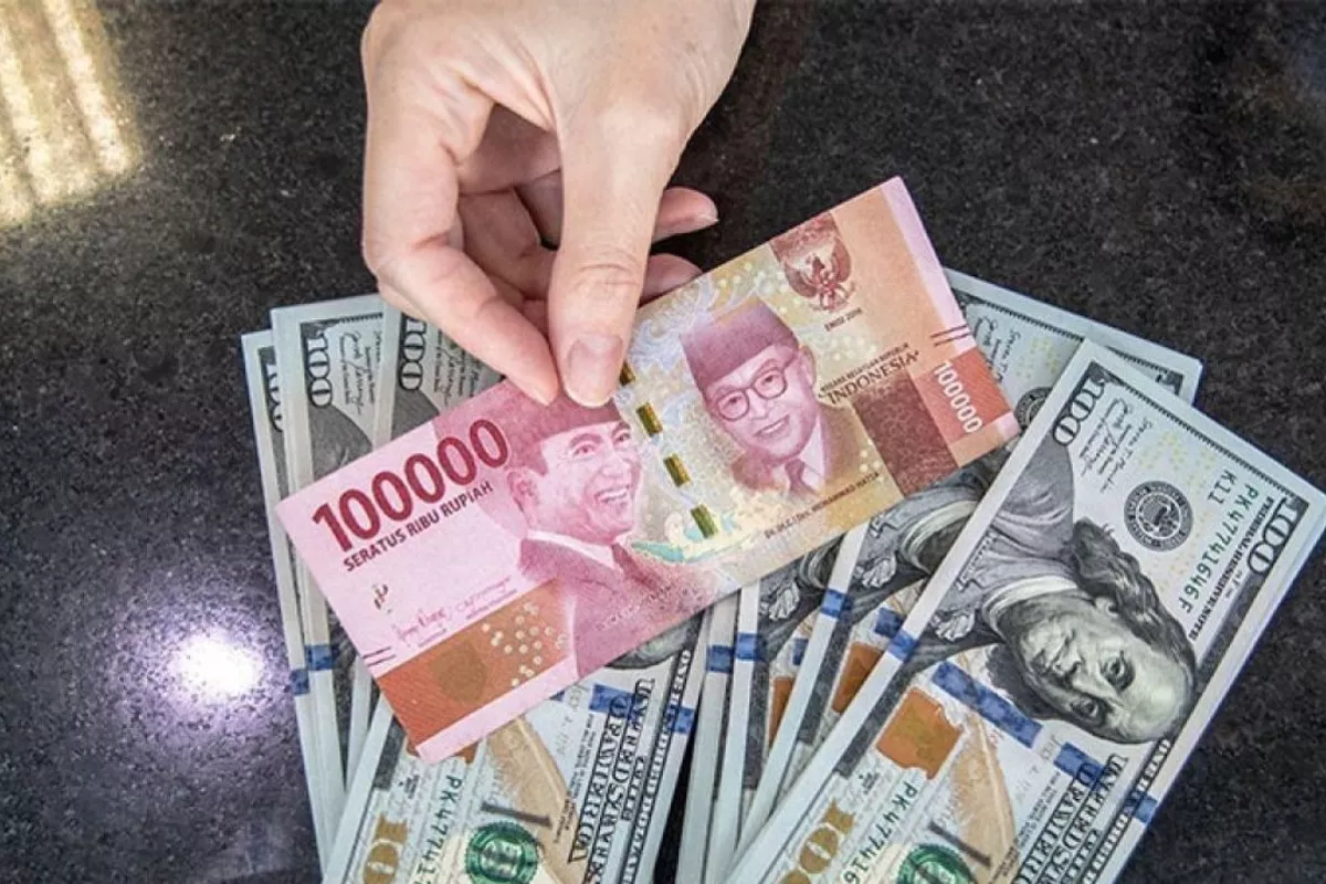 Nilai Tukar Rupiah Anjlok Rp18.055/US$, Langkah BI Perkuat Intervensi Moneter