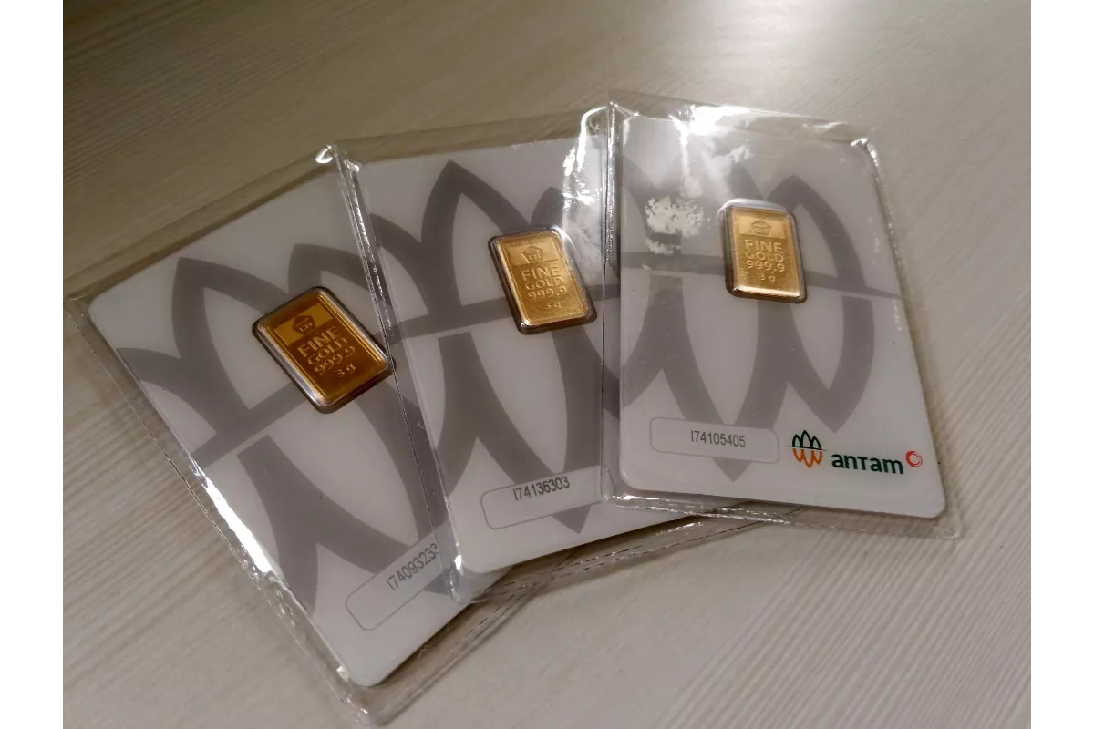 Harga Emas Antam Hari Ini Merosot ke Level Rp 2,8 Juta per Gram