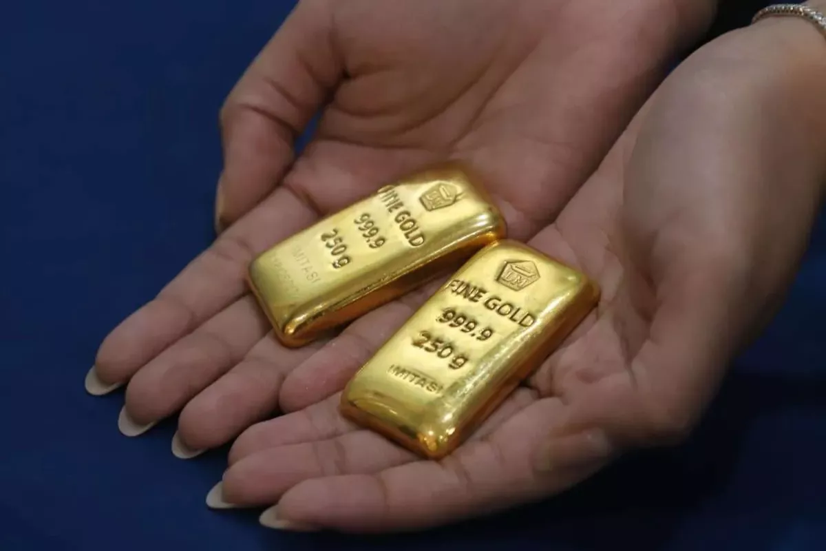 Harga Emas Perhiasan Naik hingga Rp2,432 Juta per Gram Hari Ini