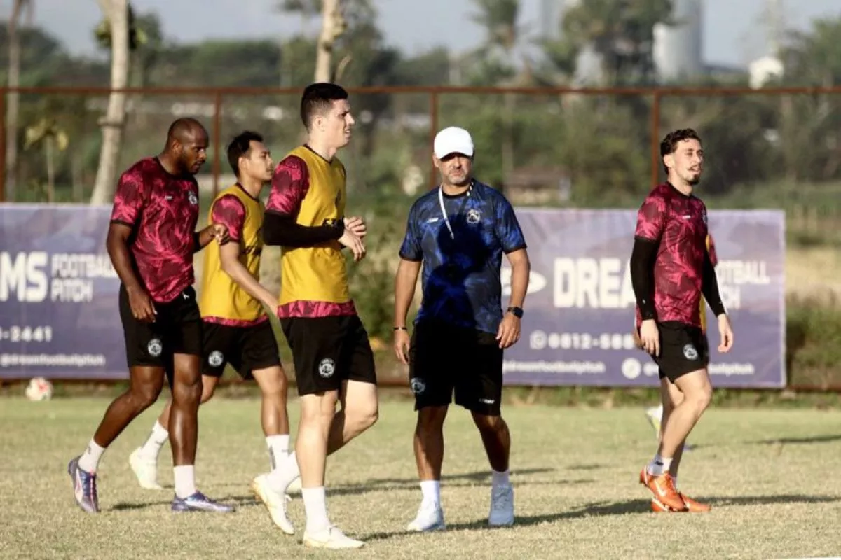 Strategi Baru Arema FC Usai Iwan Budianto Kembali Turun Gunung