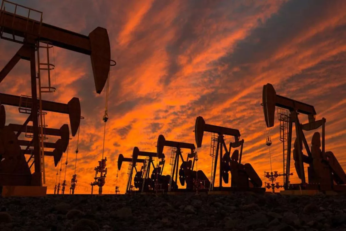 Harga Minyak WTI Turun ke 71,64 Dolar AS Setelah Serangan Kapal