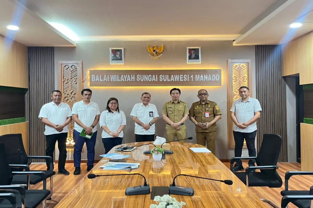 Bupati Michael Thungari Usul Tanggul Pantai Nagha 1 ke BWS Sulawesi I