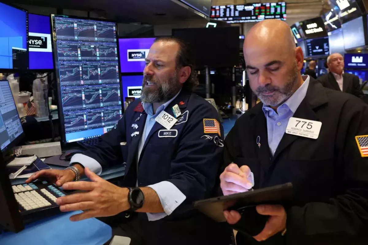 Wall Street Melemah S&P 500, Nasdaq Terseret Inflasi dan Konflik Iran