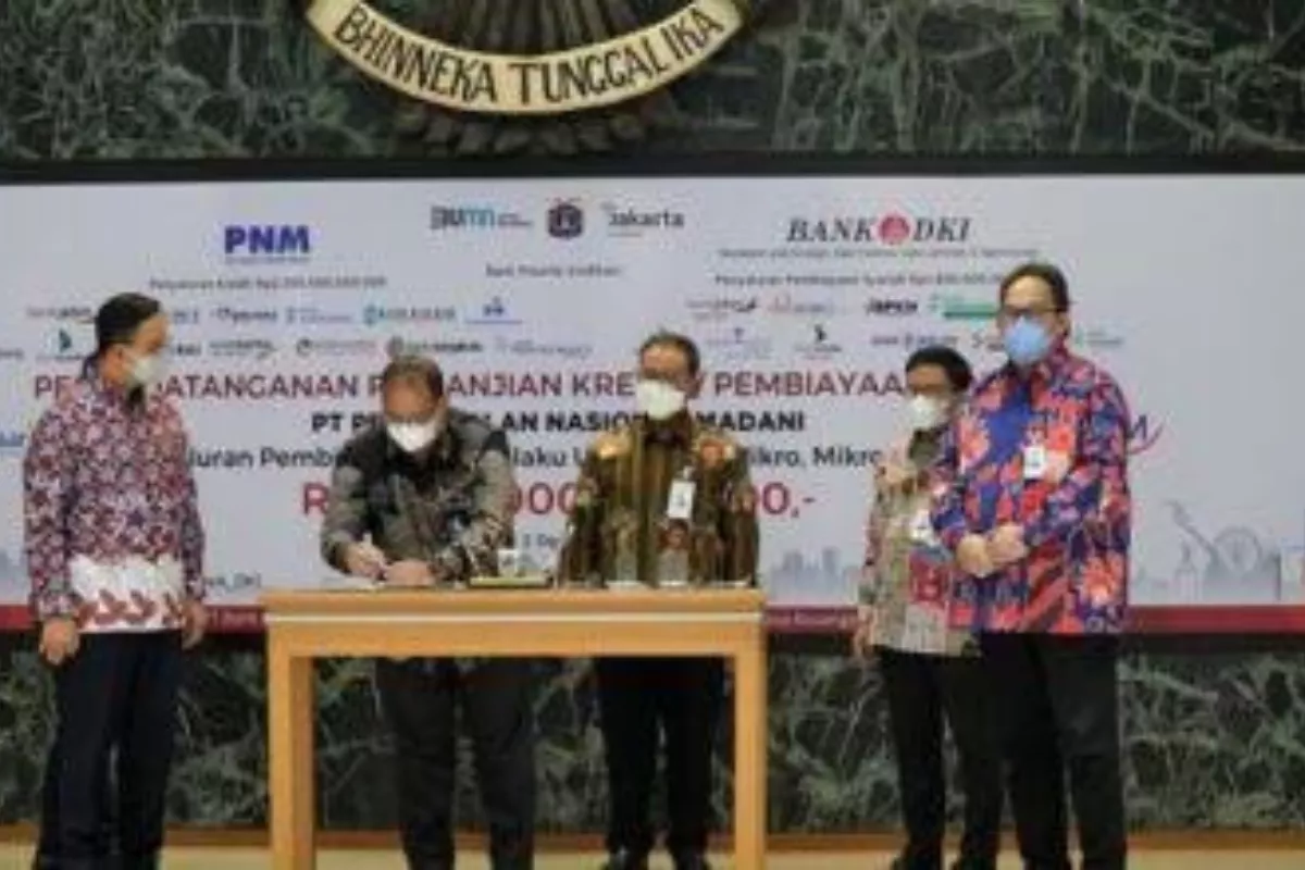 Apresiasi Nasabah Setia, BRI RO 7 Jakarta 2 Bagikan Hadiah Umrah