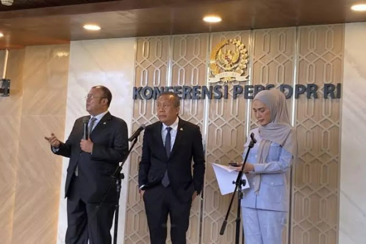 DPR Usul Standar Nasional Pengasuhan di Pesantren untuk Lindungi Anak