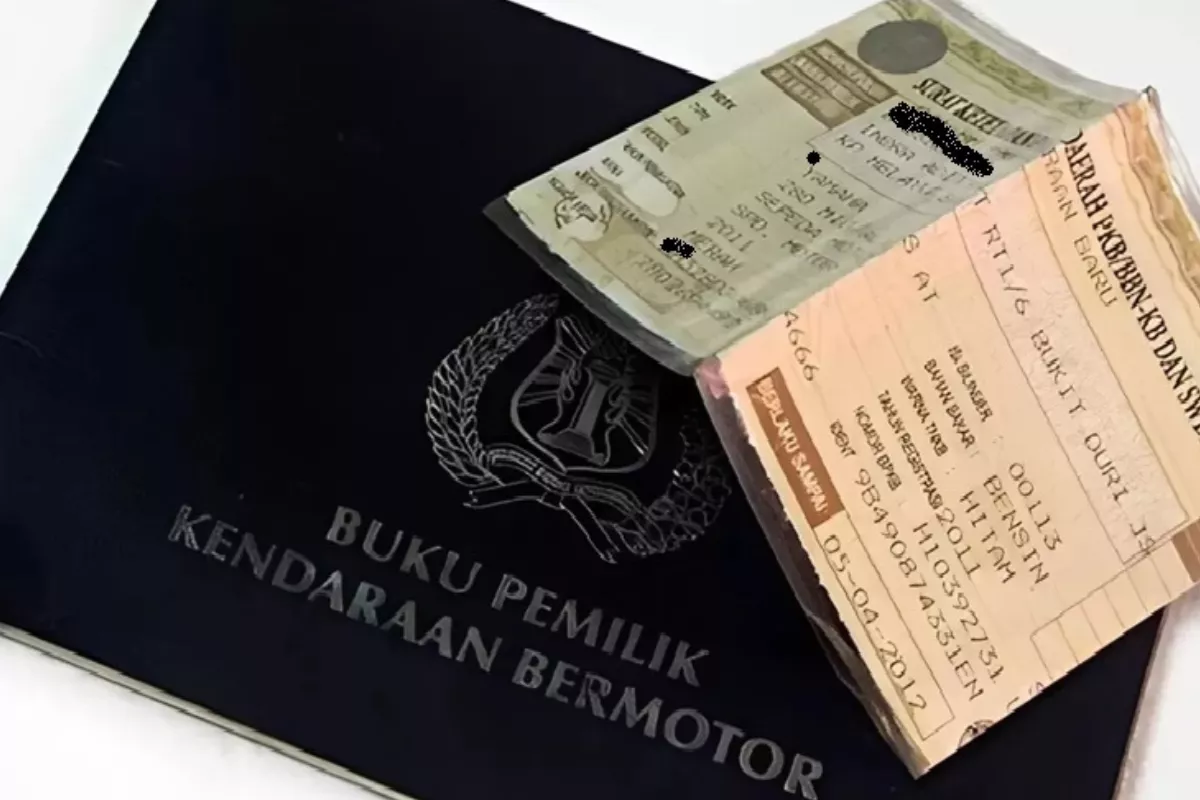Cegah Tunggakan Pajak, Kendaraan di Agam Ditempeli Stiker Khusus