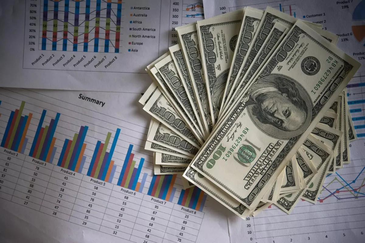 Prakiraan Harga Indeks Dolar AS Berpotensi Turun di Bawah 99,40