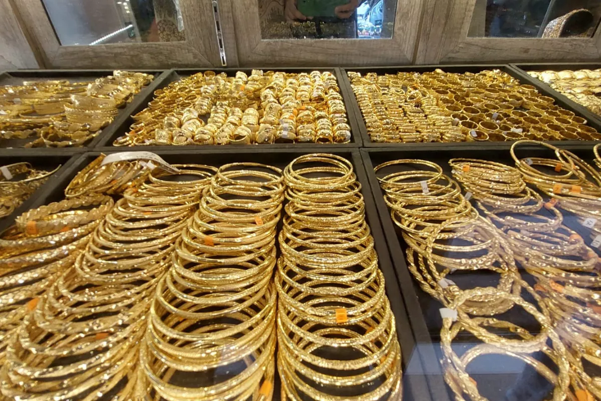 Nilai Emas Perhiasan 24 Karat Bertahan Rp2,293 Juta per Gram Hari Ini