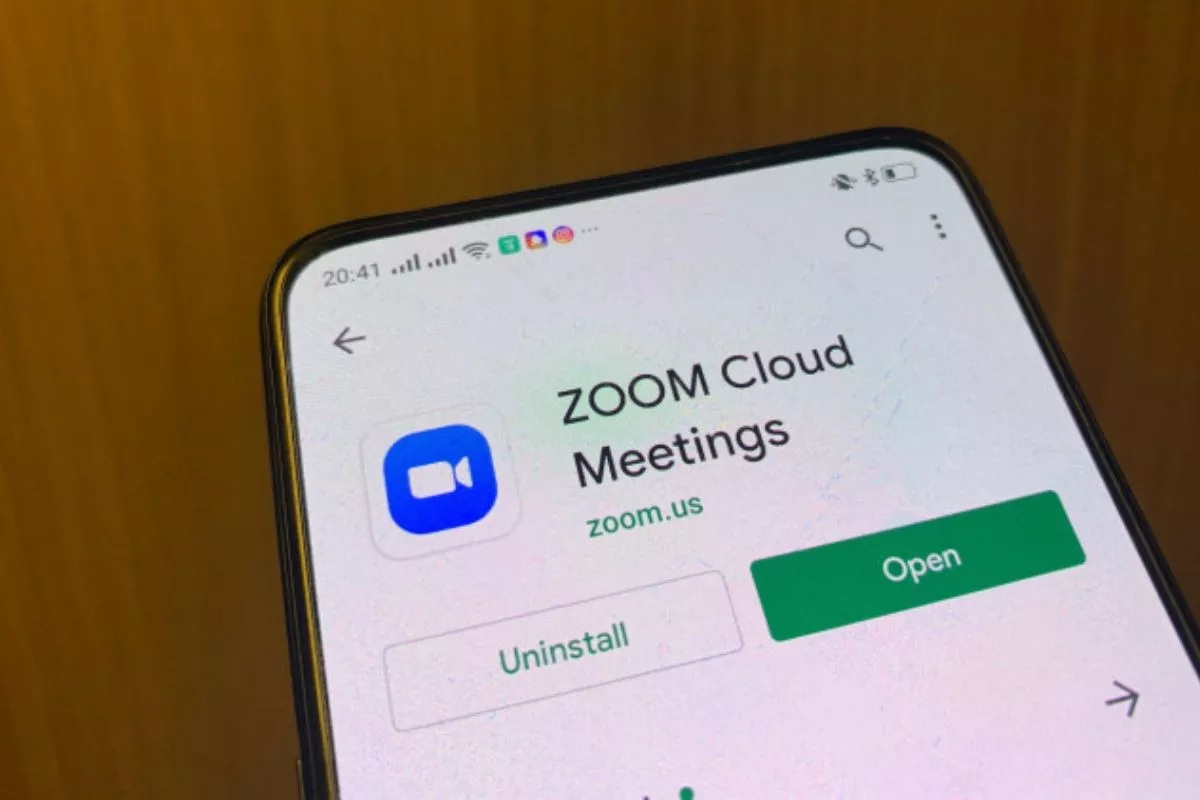 Waspada Celah Keamanan Zoom Bisa Dipakai Meretas Perangkat Smartphone