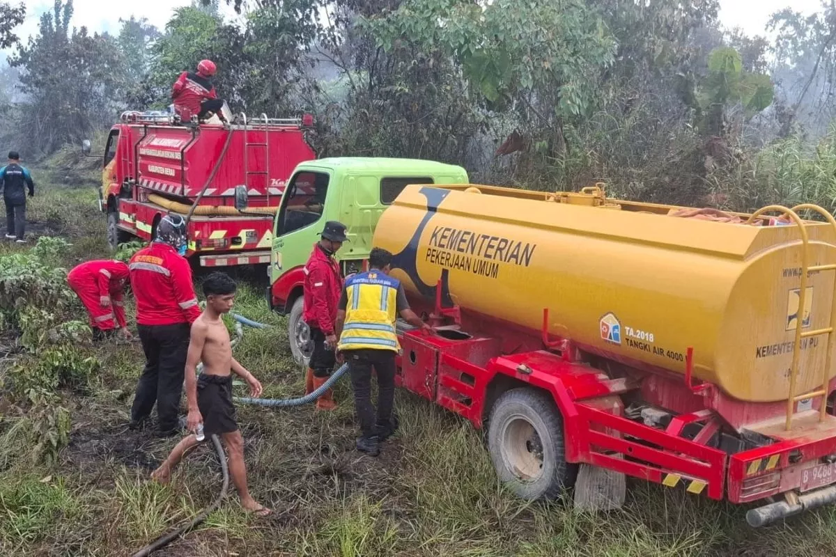 Kementerian PU Kerahkan Mobil Tangki Air Serta Sumur Bor Tangani Karhutla