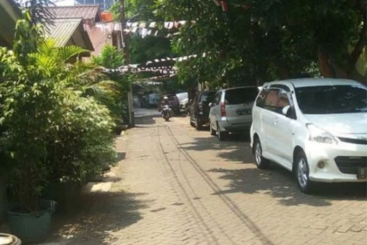 Dishub Depok Bakal Kempiskan hingga Derek Parkir Liar di Margonda