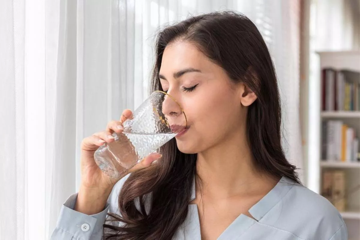 Kenali 6 Penyebab Rasa Haus yang Sering Muncul Meski Sudah Minum