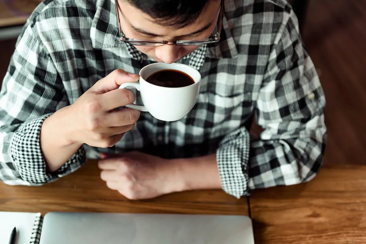 Saat Terbaik Minum Kopi Hitam Tanpa Gula bagi Kesehatan pada 2026 Ini