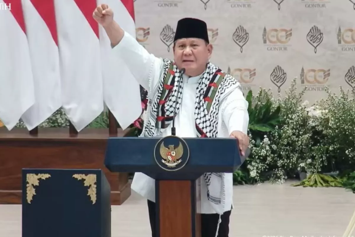 Dapat Keffiyeh di Gontor, Prabowo Teringat Palestina