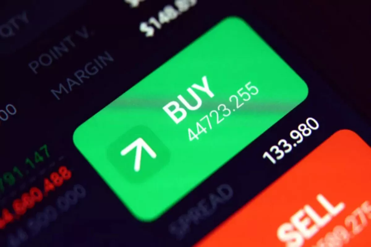 Asing Borong Saham MAPI Saat IHSG Turun 2,86 Persen