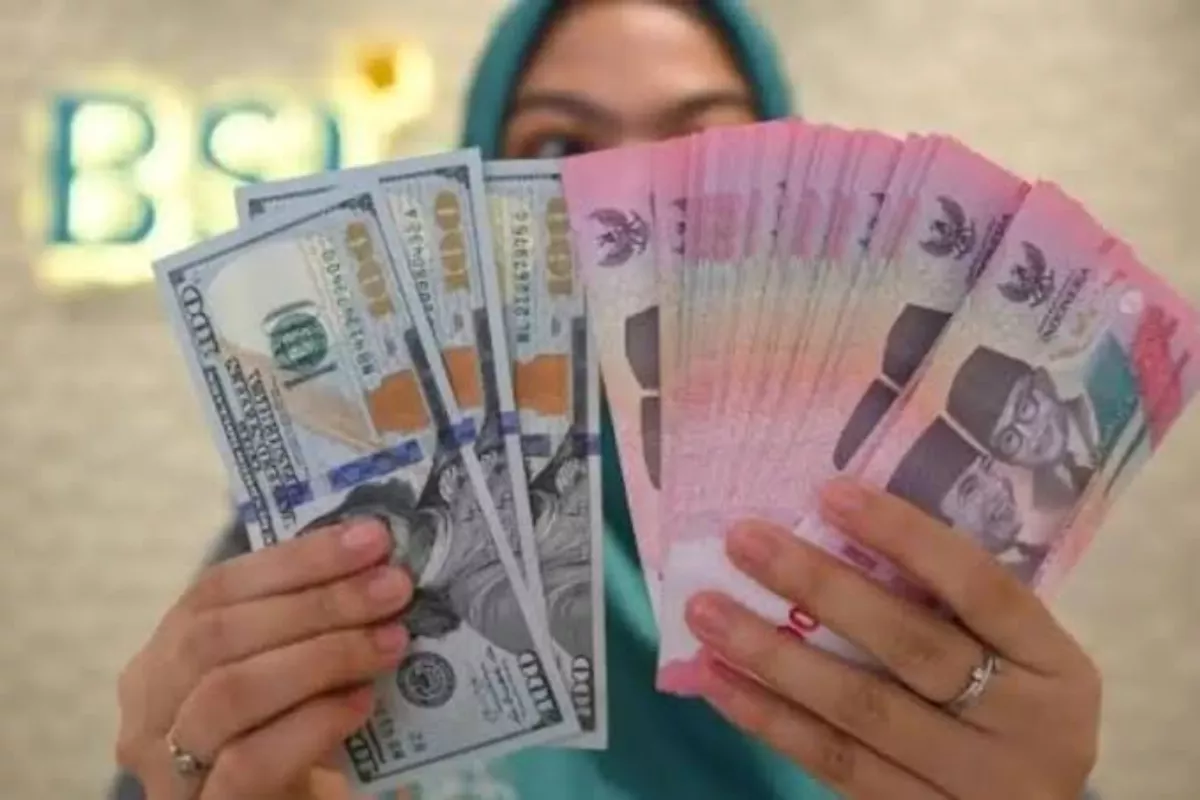 Nilai Tukar Rupiah Terangkat Menjadi Rp17.818 per Dolar AS Pagi Hari Ini