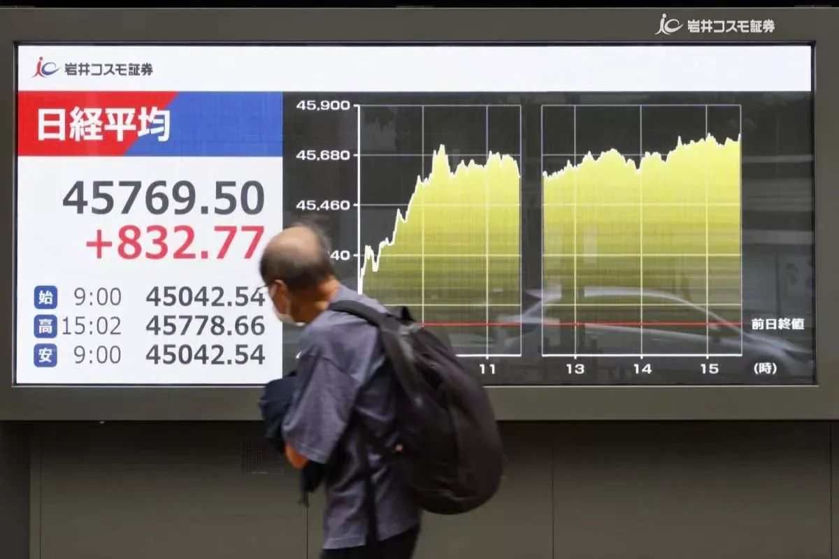Inflasi Melambat Indeks Nikkei Jepang Melonjak Lebih dari Dua Persen