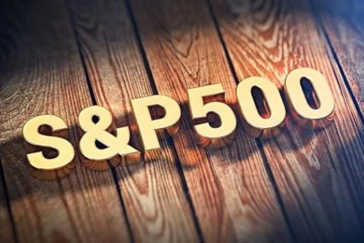 Bursa Saham AS Menguat, Indeks S&P 500 Naik 1,1 Persen