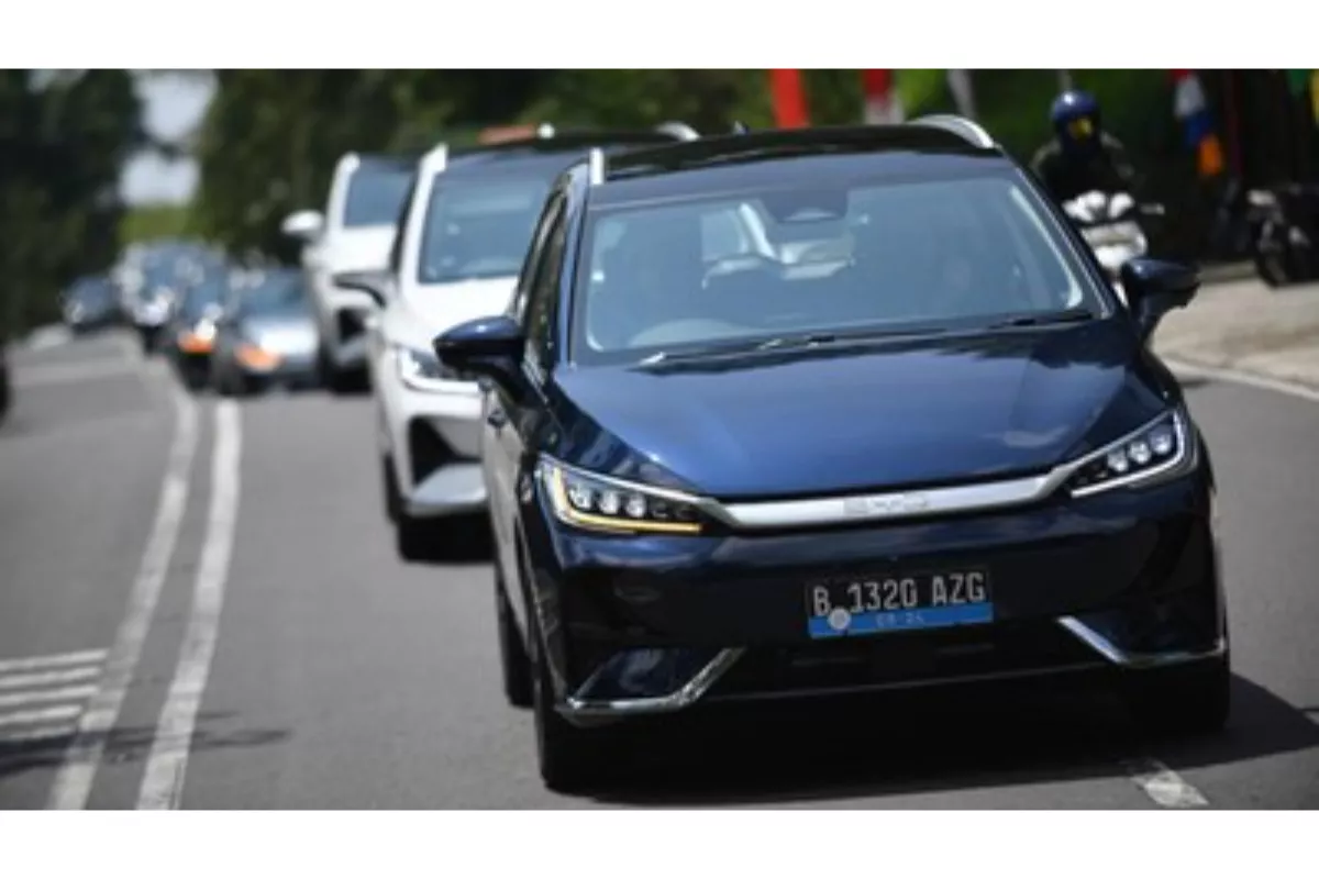 Perkembangan Mobil Listrik di Indonesia: Menuju Dekarbonisasi Jalanan