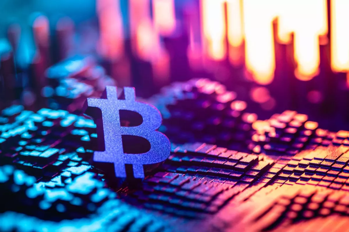 Dolar AS Menguat, Bitcoin Turun ke Level USD 62.932 Hari Ini