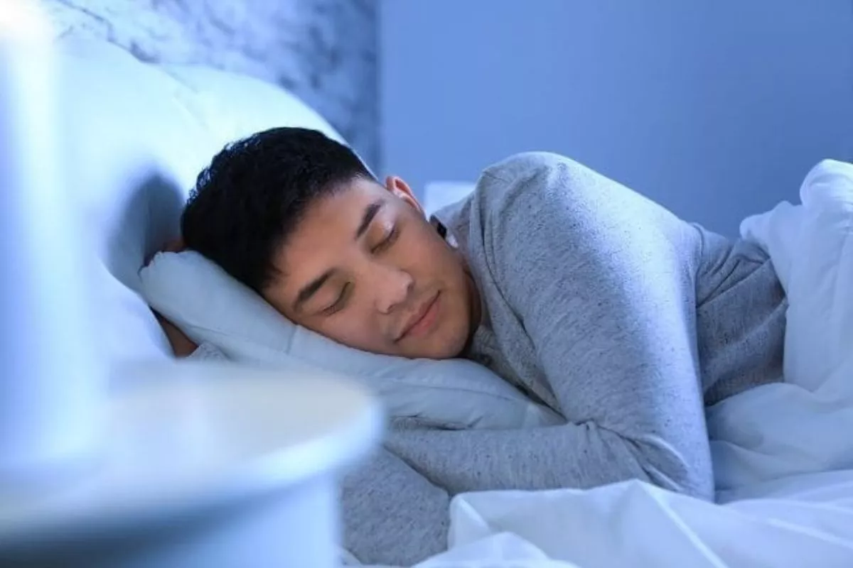 Penyebab Bangun Tidur Terasa Pusing dan Lemas Karena Menunda Alarm