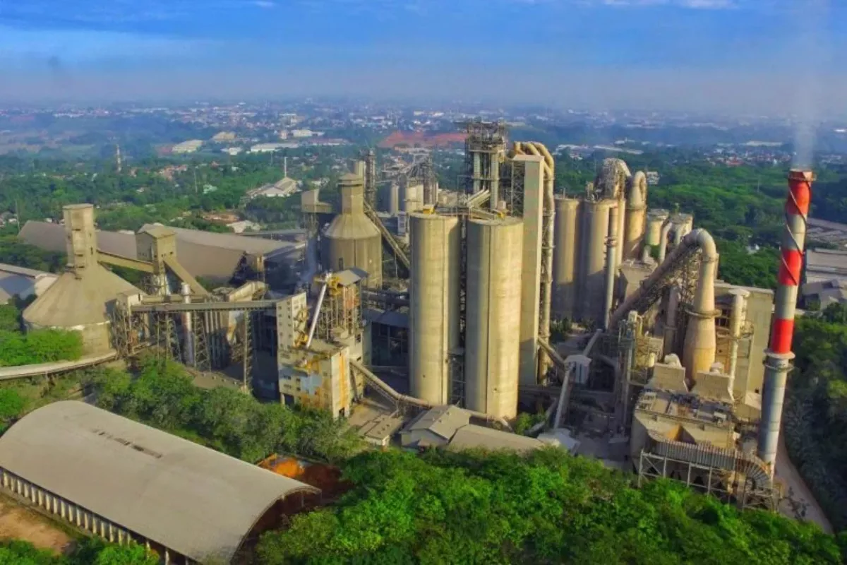 Semen Indonesia Perluas Jangkauan Layanan Beton MiniMix di Perkotaan