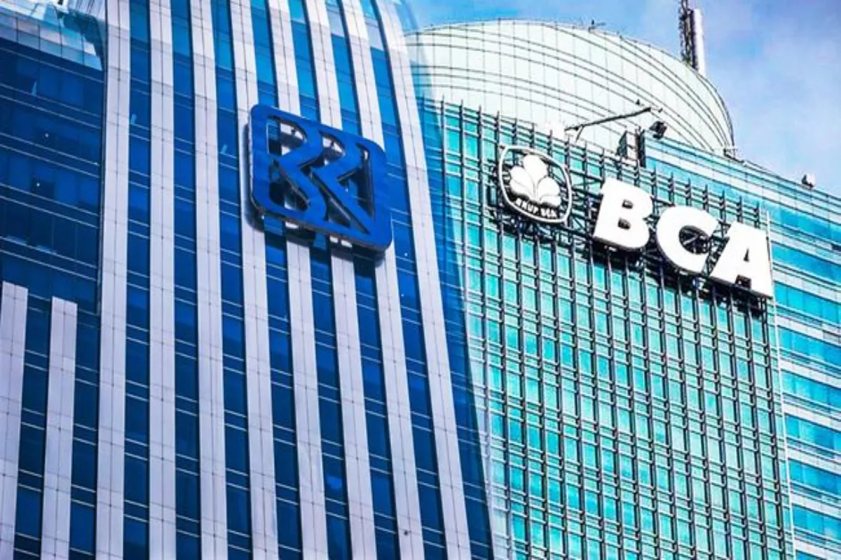 Tekanan Jual Asing Bawa Saham BBCA dan BBRI ke Level Terendah Lima Tahun