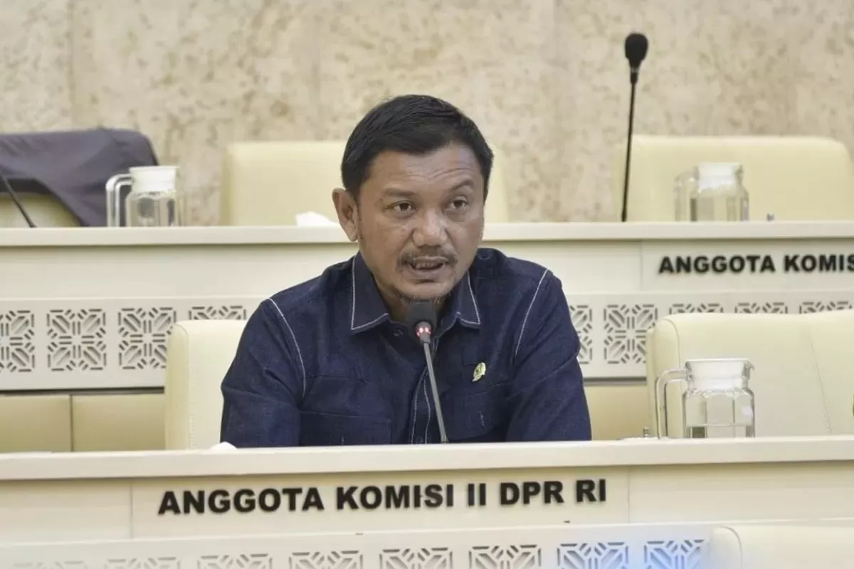 DPR Ingatkan Pemerintah Kaji Rencana Kenaikan Gaji Kepala Daerah