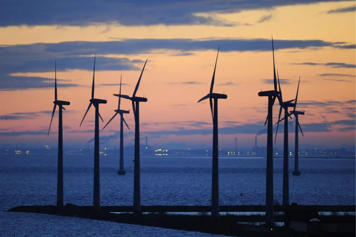 Jepang-Inggris Lebarkan Kemitraan Strategis di Bidang Energi dan AI