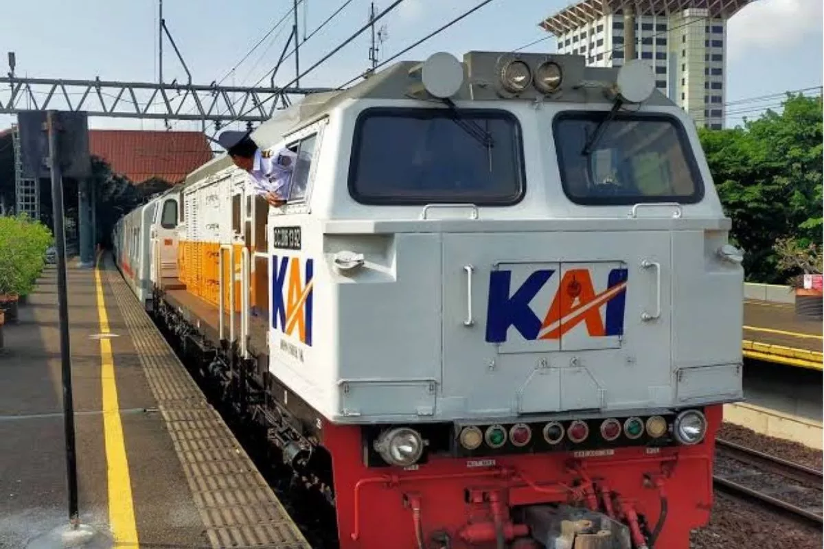 Imbas Penutupan Bandara, KAI Tambah Kapasitas Perjalanan Kereta