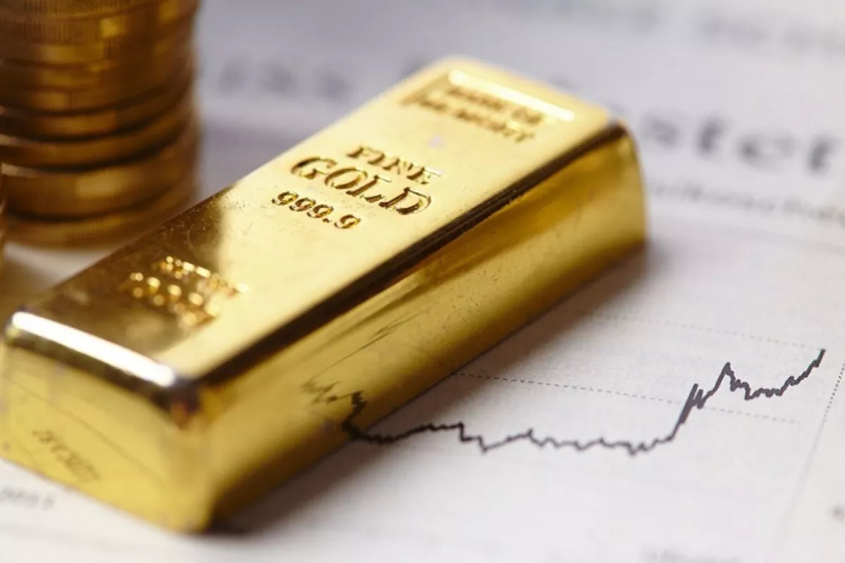 Harga Emas Dunia Turun 0,9 Persen Usai Trump Akhiri Kesepakatan Iran