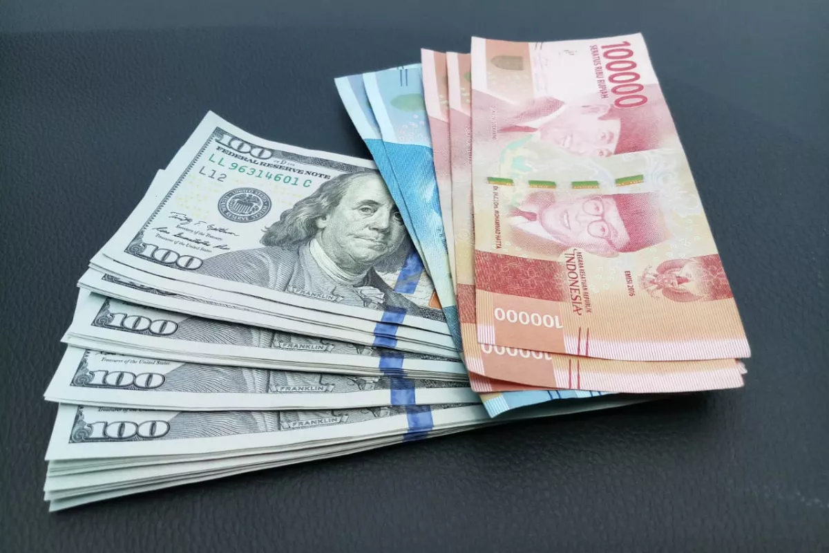 Rupiah Tembus Rp17.820 per Dolar AS, Catat Penguatan Signifikan
