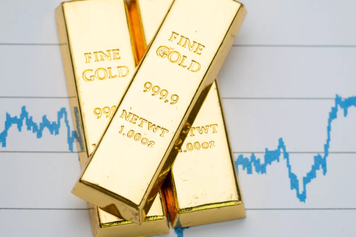 Harga Emas Dunia Naik Tipis ke USD4.031 per Ons, Semester I 2026 Masih Melemah