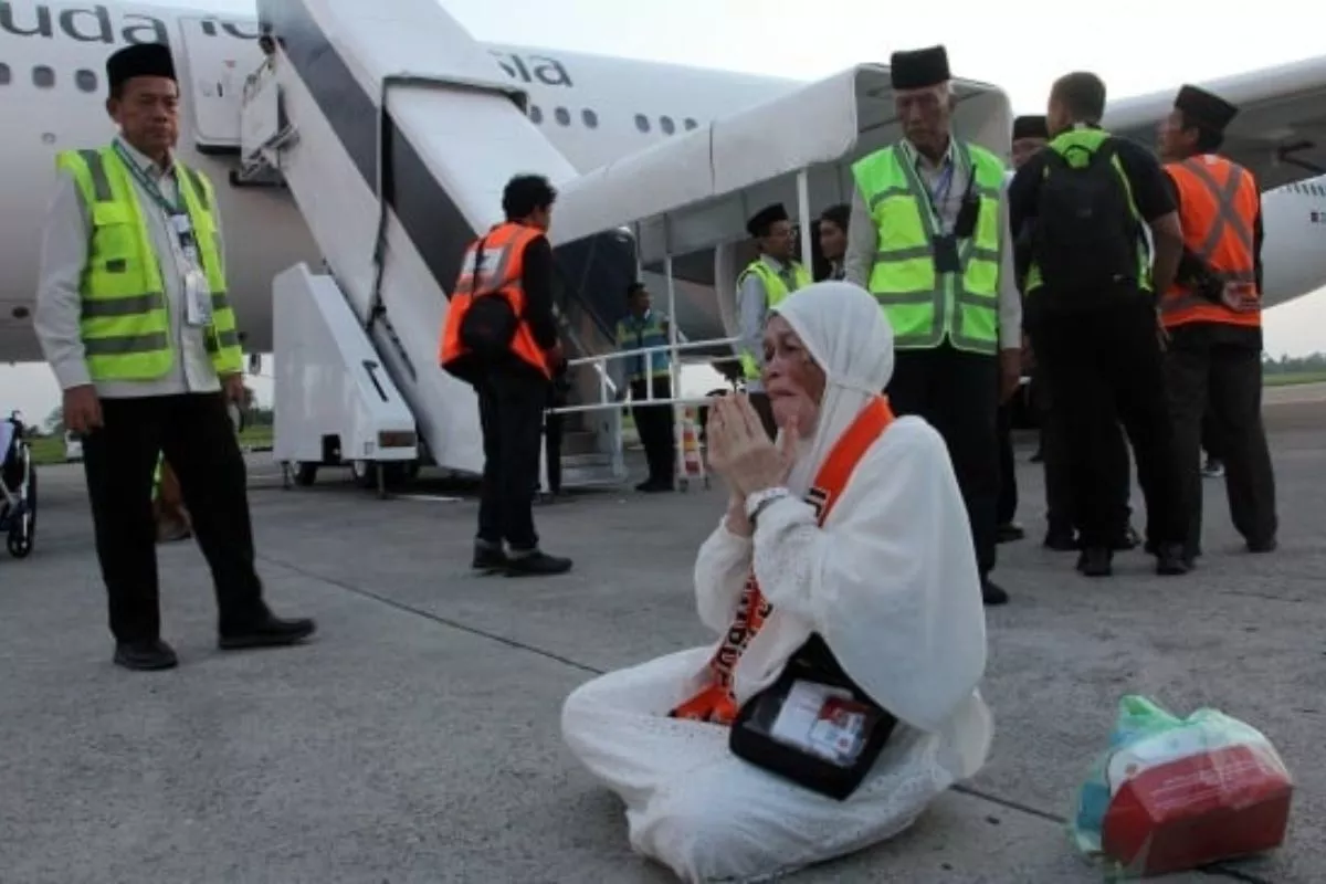 Gelombang Pertama Haji Debarkasi Padang Selesai Dipulangkan ke RI