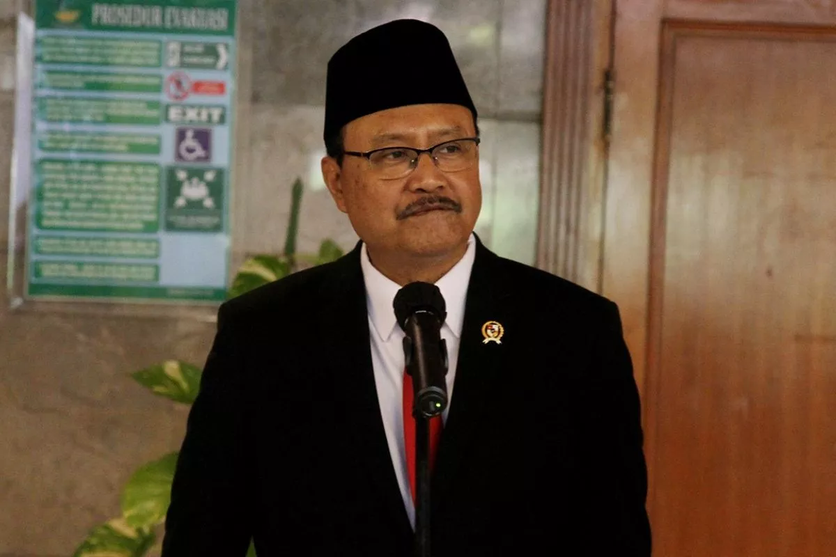 Mensos Ungkap 1.900 Pegawai Terindikasi Judol, 42 ASN Akan Dipecat