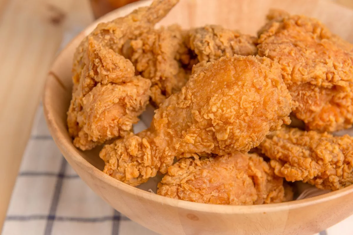 Cara Membuat Ayam Goreng Bawang Putih Renyah dan Gurih