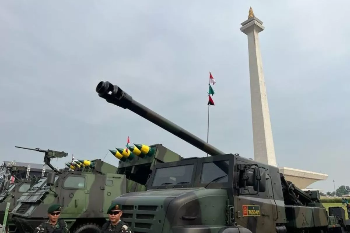 Puncak HUT ke-81 TNI di Monas Jakarta Menampilkan 520 Unit Alutsista