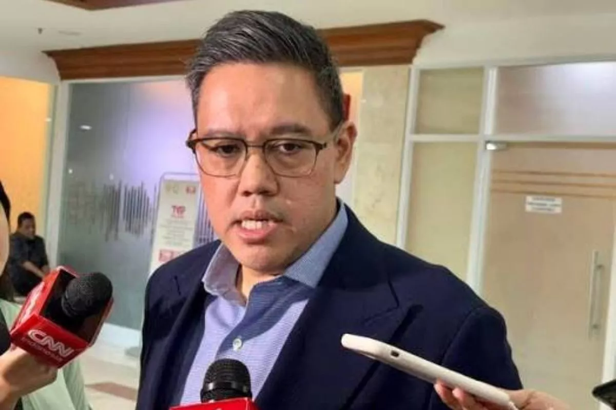 Dave Laksono: Negara Tak Perlu Gengsi Terima Bantuan Karhutla Malaysia