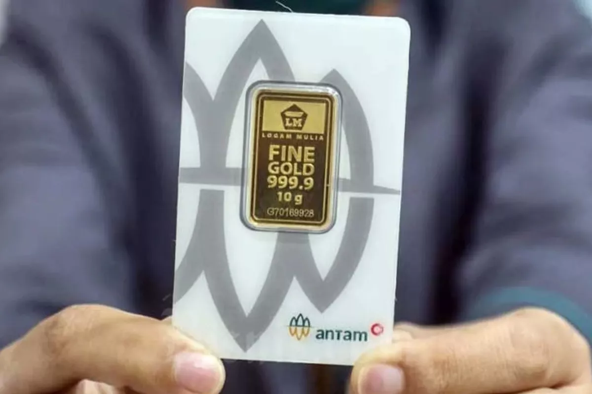 Harga Emas Batangan Antam Turun Rp18.000 Menjadi Rp2.655.000 per Gram