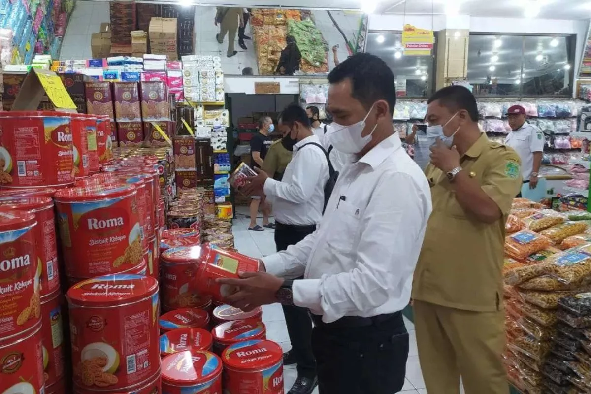 Disperindag Pasuruan Minta Toko Swalayan Periksa Kemasan Rusak