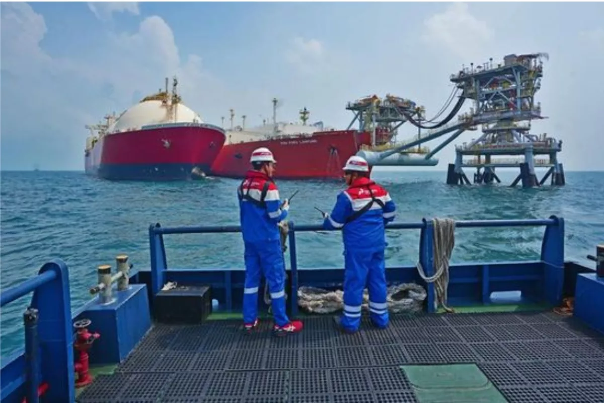 Pemerintah Turunkan Harga LNG Industri demi Jaga Daya Saing