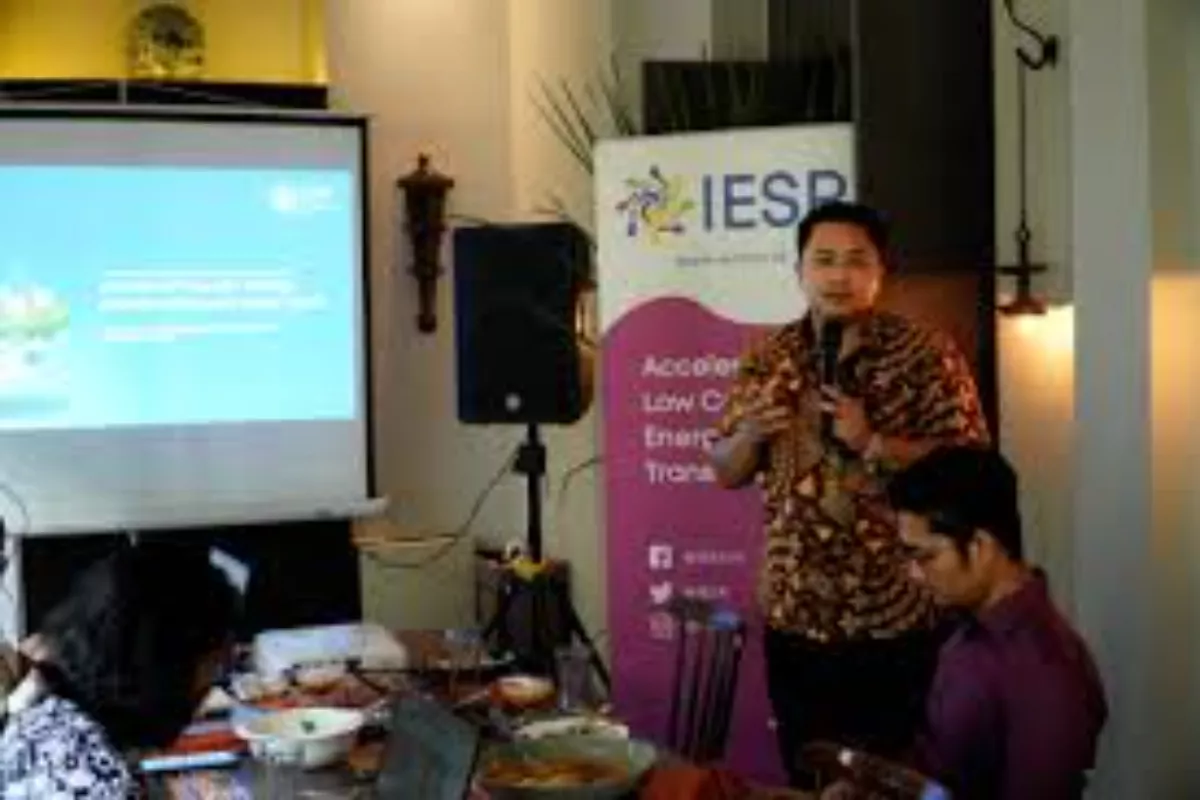 IESR Dorong Akselerasi Transisi Energi Demi Kemandirian Nasional