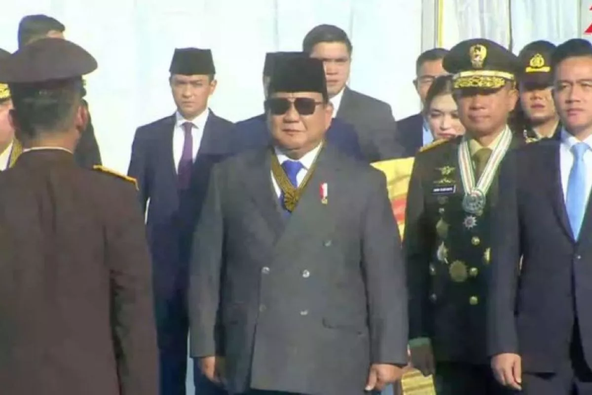 HUT ke-80 Bhayangkara: Prabowo Beri dan Terima Penghargaan