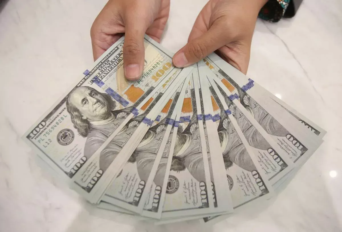 Aturan Baru BI 2026 Batasi Pembelian Valas Maksimal 10.000 Dolar AS