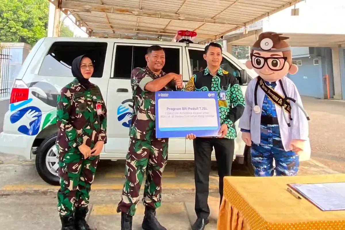 BRI Bogor Dewi Sartika Serahkan Ambulans Jenazah Ke RSAU Hassan Toto