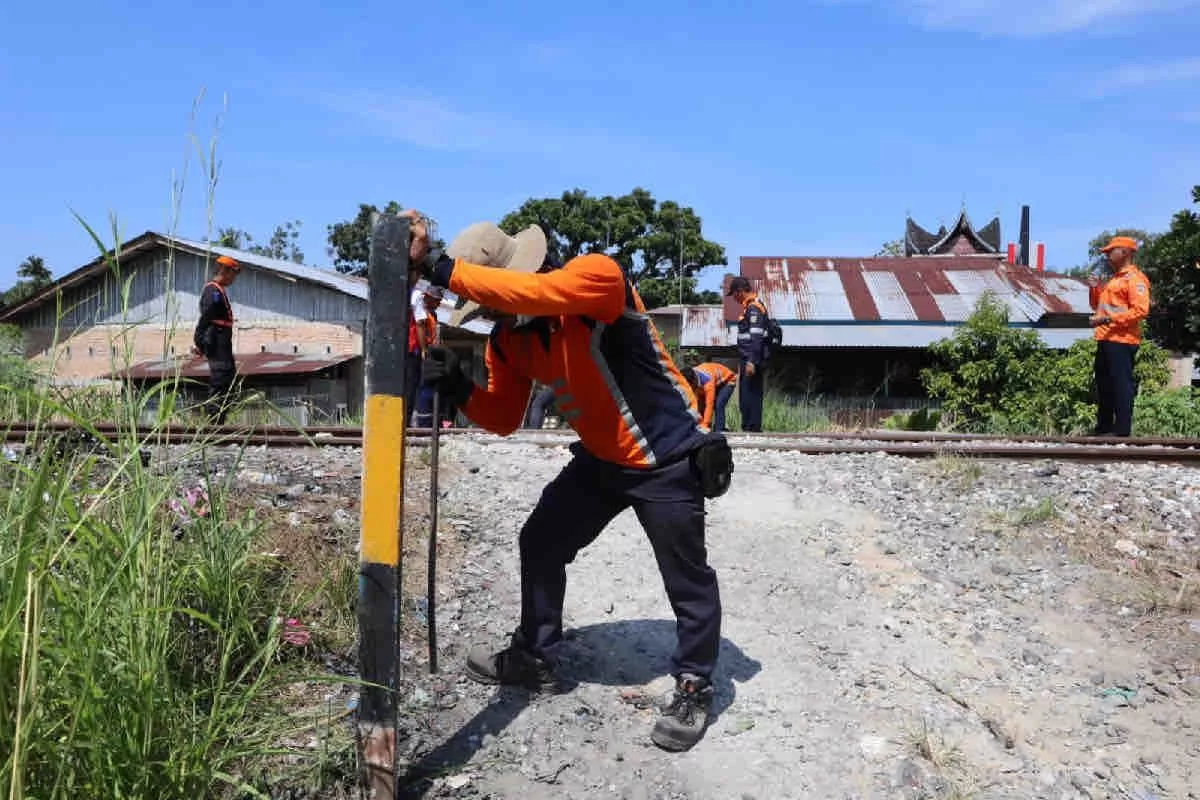 KAI Tegaskan Perlintasan Liar Harus Segera Ditutup demi Keselamatan