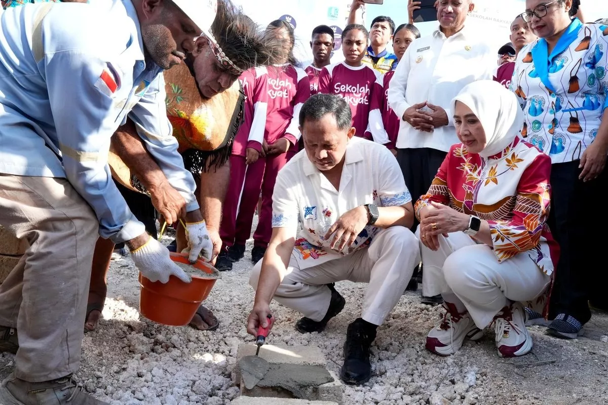 Mendagri Tito Minta Pemda Optimalkan Aset untuk Sekolah Rakyat