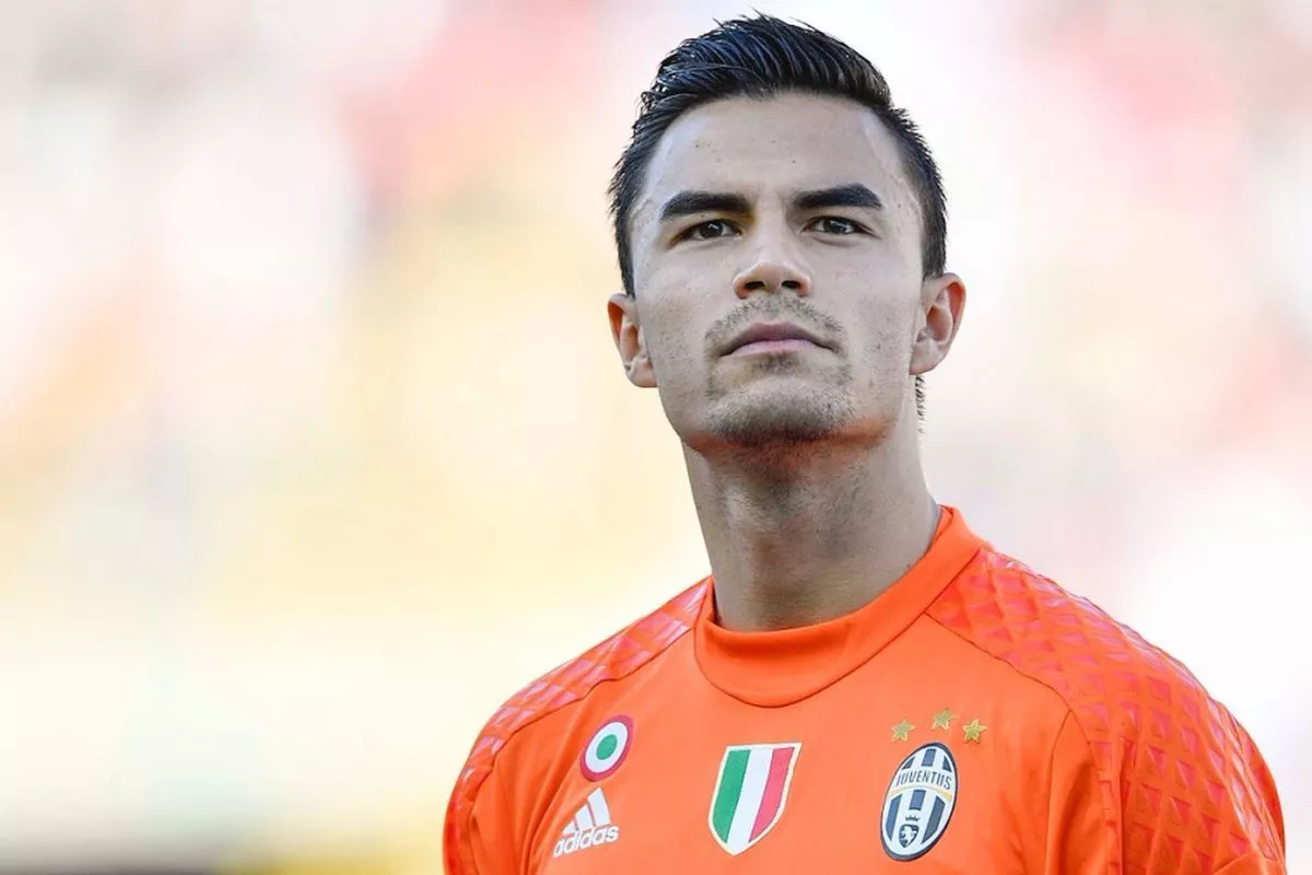 Mattia Perin Bertahan, Masa Depan Audero di Juventus Terancam