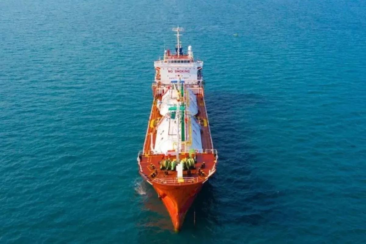 Induk Delisting, HUMI Gencar Tambah Kapal dan Proyek Mini LNG Plant